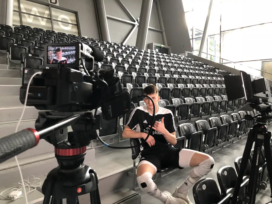 Interview in empty stands